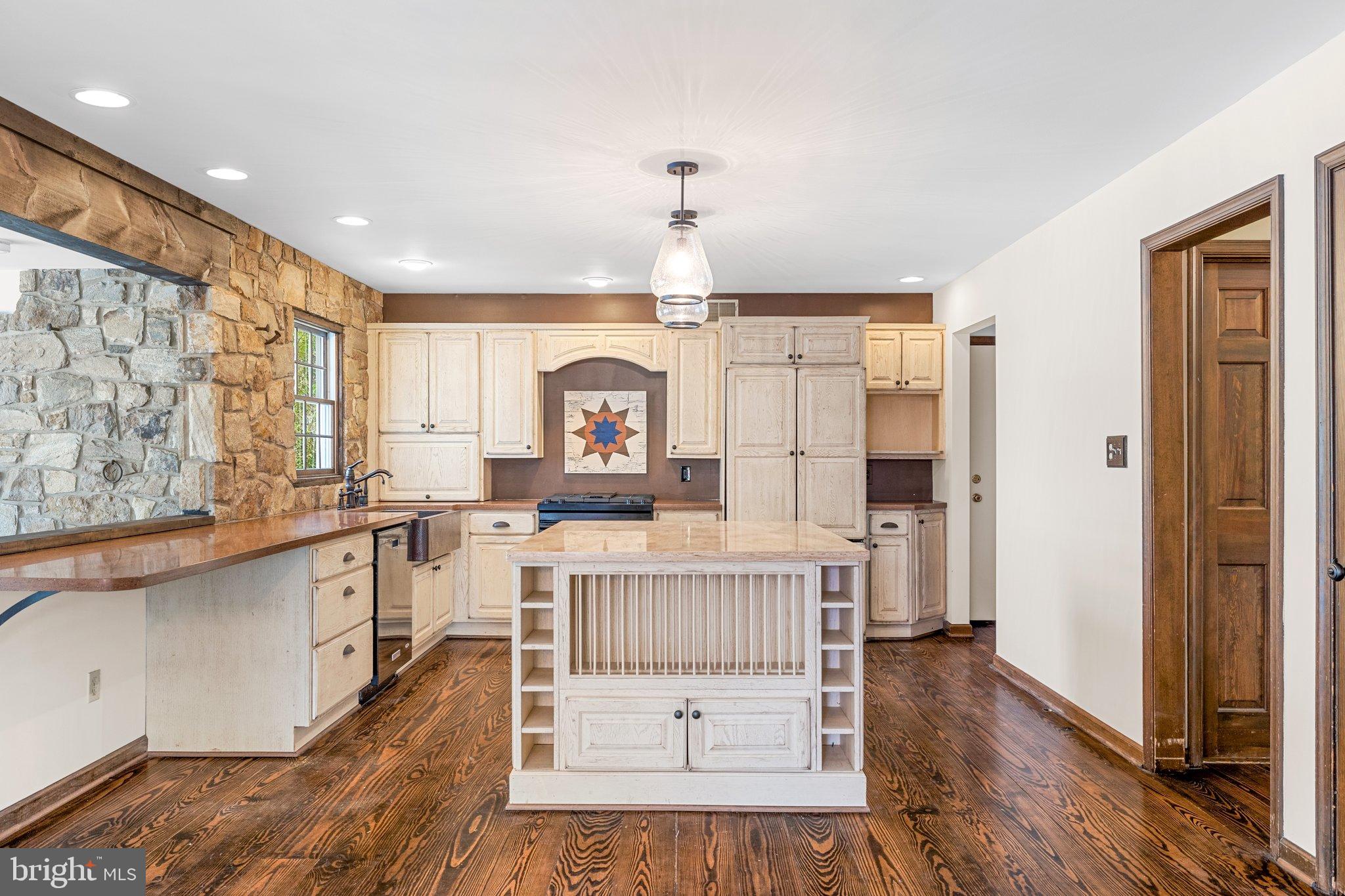 421 Rock Church Road Elkton, MD 21921 - Photo 21 of 46 hardwood floors, beautiful cabinetry....