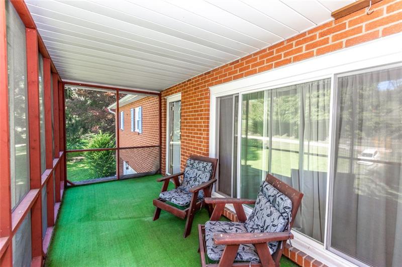 22 Loffert Road McDonald, PA 15057 - Photo 2 of 25 Gallery Image 2