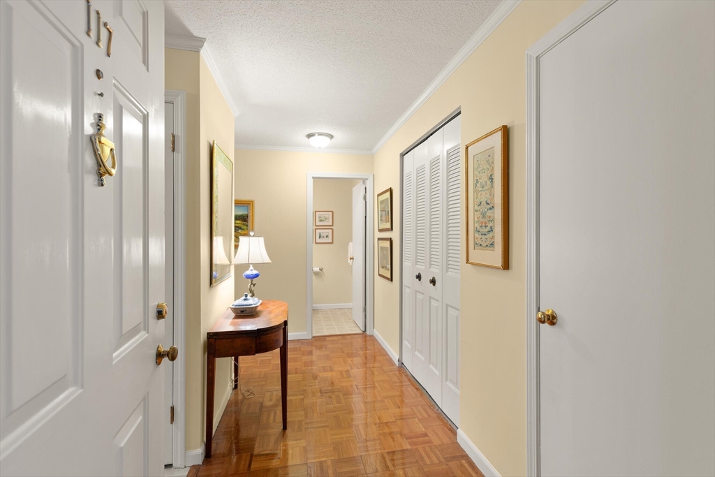 181 Littleton Road, Unit 117 Chelmsford, MA 01824 - Photo 4 of 31 Gallery Image 4