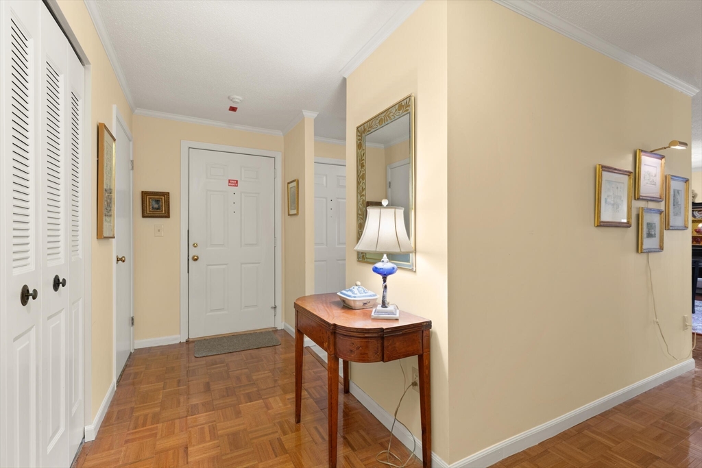 181 Littleton Road, Unit 117 Chelmsford, MA 01824 - Photo 5 of 31 Gallery Image 5
