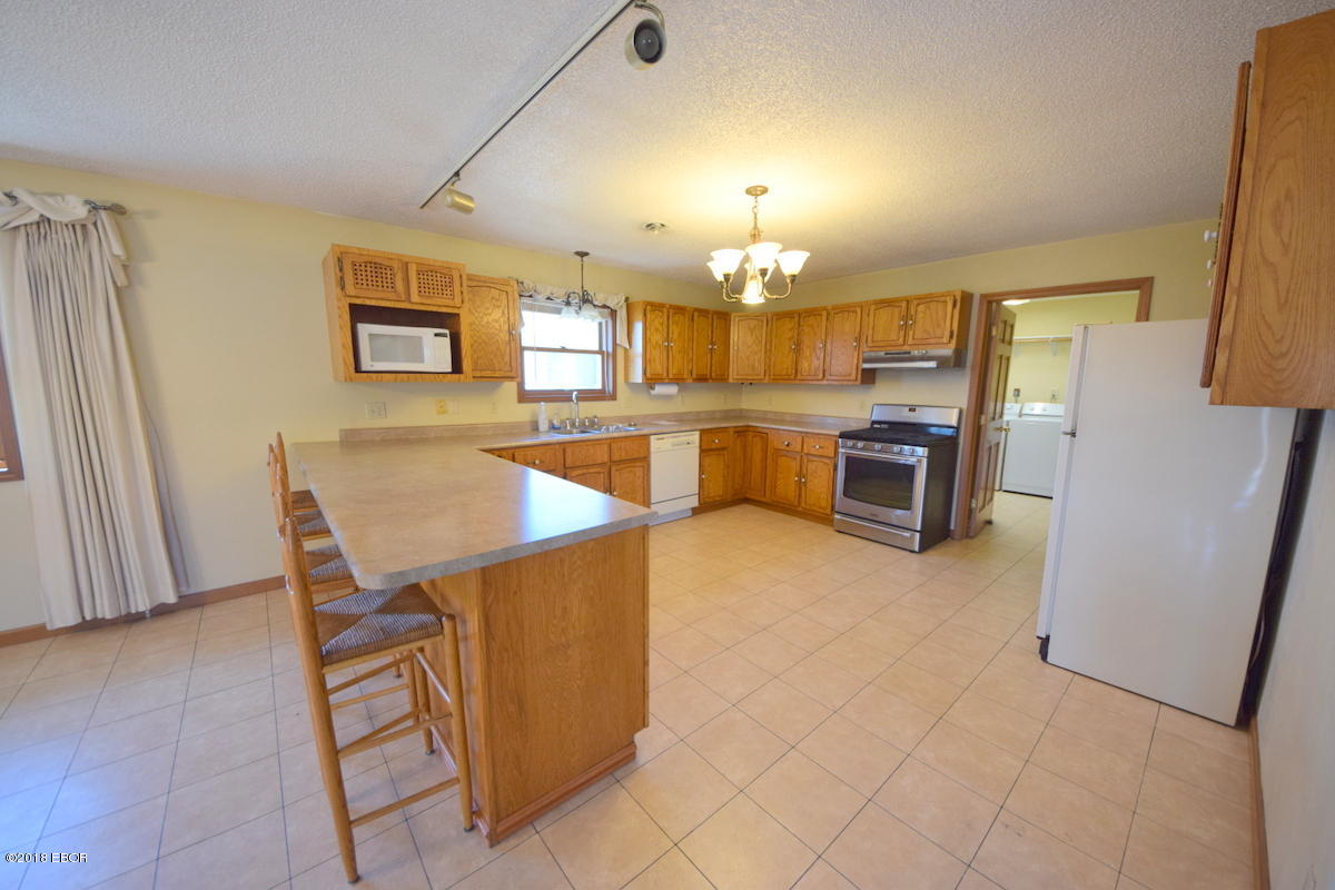 17197 Freeman Spur Road Herrin, IL 62948 - Photo 2 of 26 Gallery Image 2