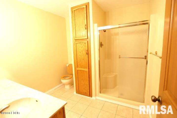 17197 Freeman Spur Road Herrin, IL 62948 - Photo 7 of 26 Gallery Image 7