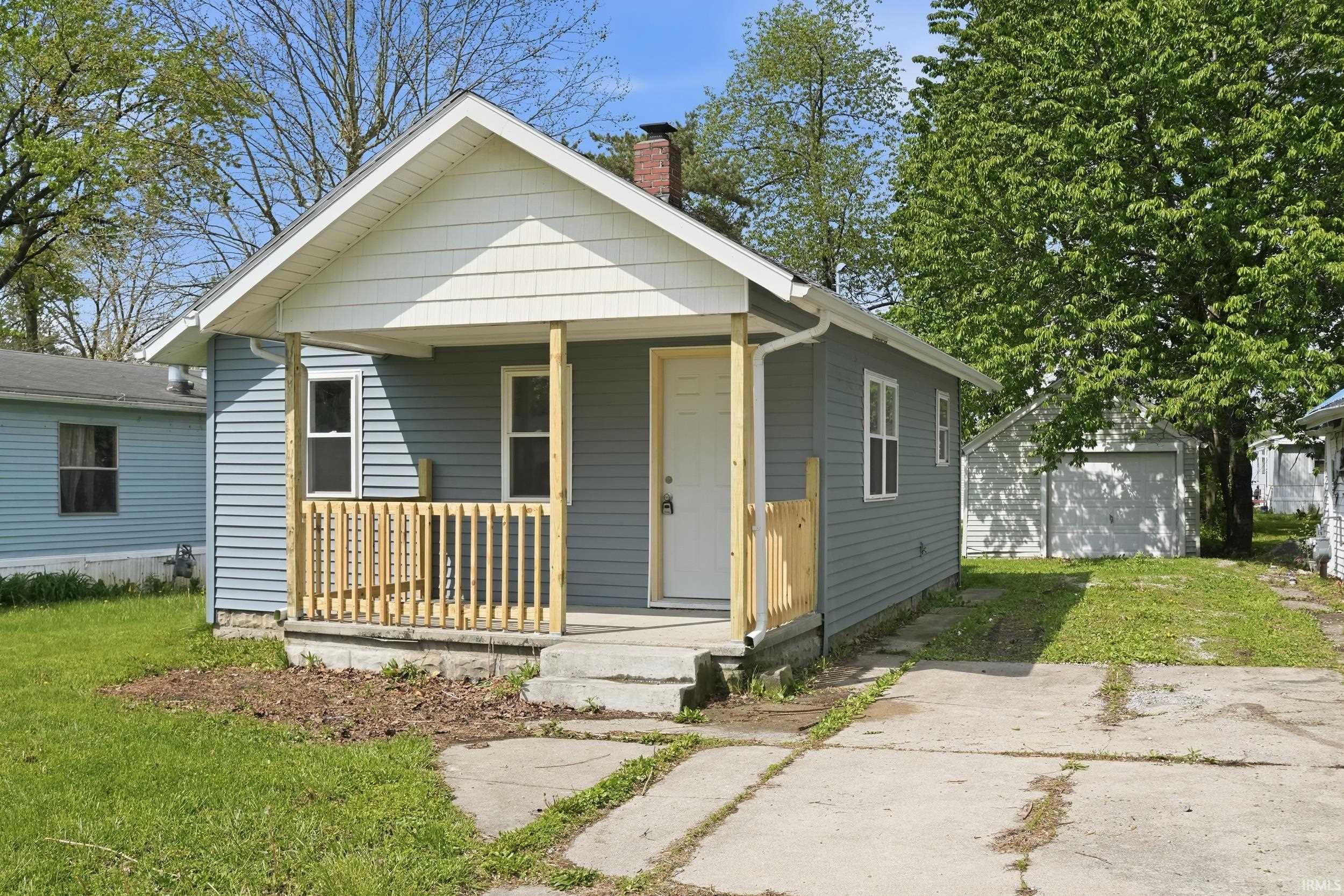 6904 Elzey Street Fort Wayne, IN 46809 - Photo 2 of 32