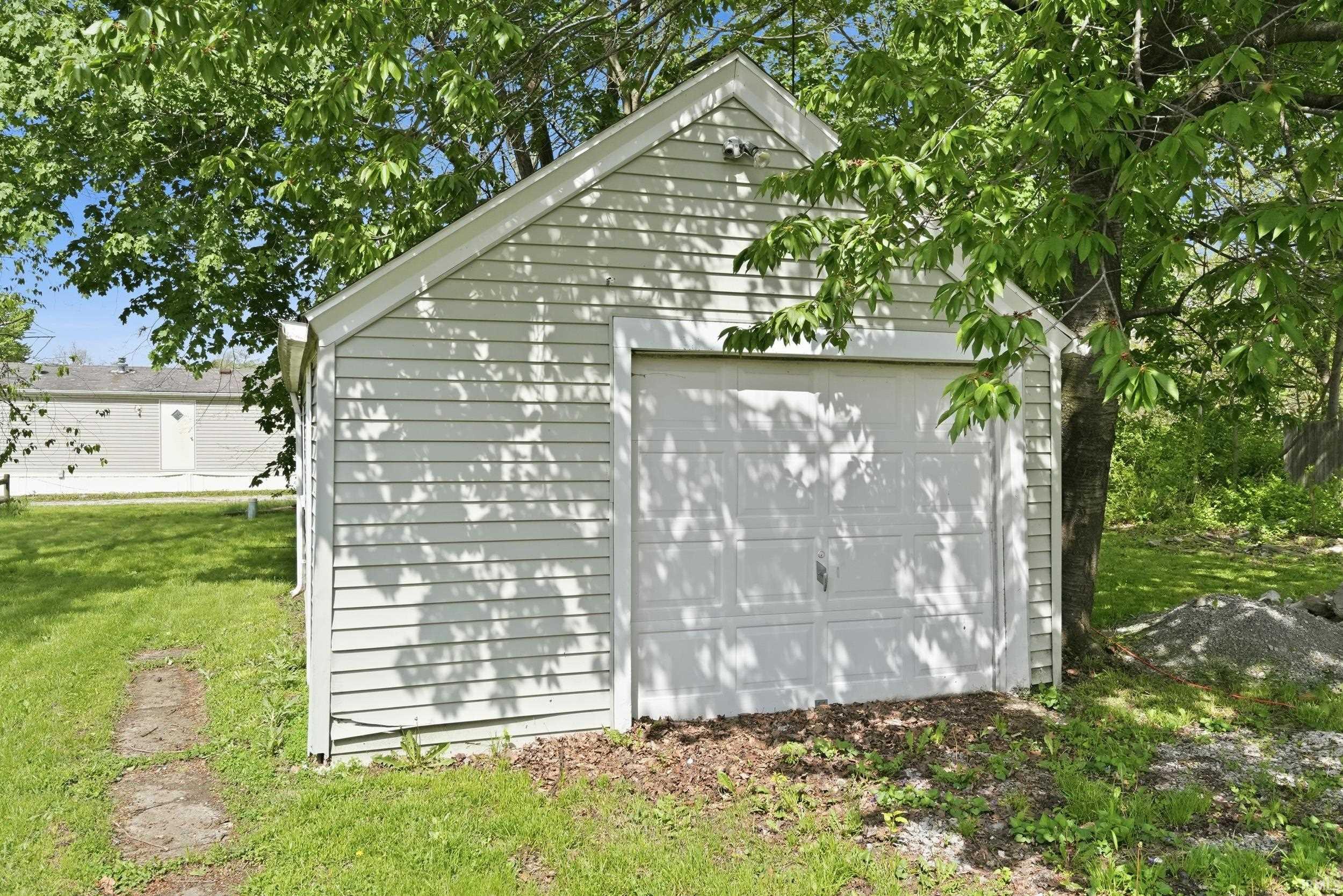 6904 Elzey Street Fort Wayne, IN 46809 - Photo 24 of 32