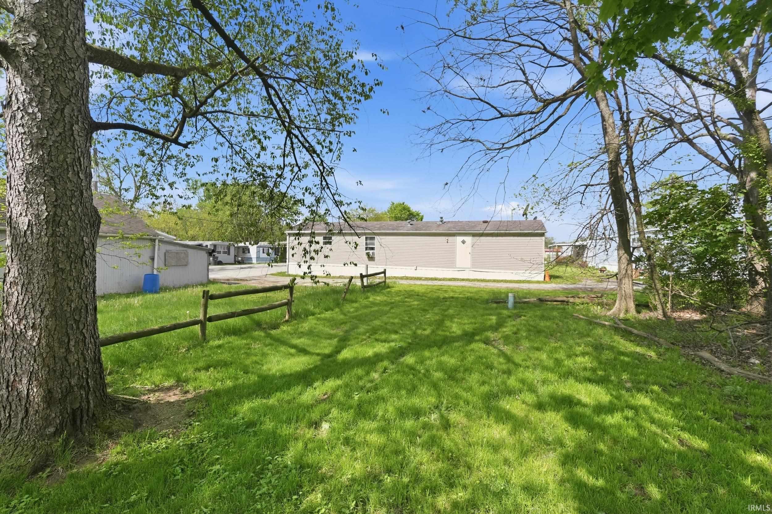 6904 Elzey Street Fort Wayne, IN 46809 - Photo 29 of 32