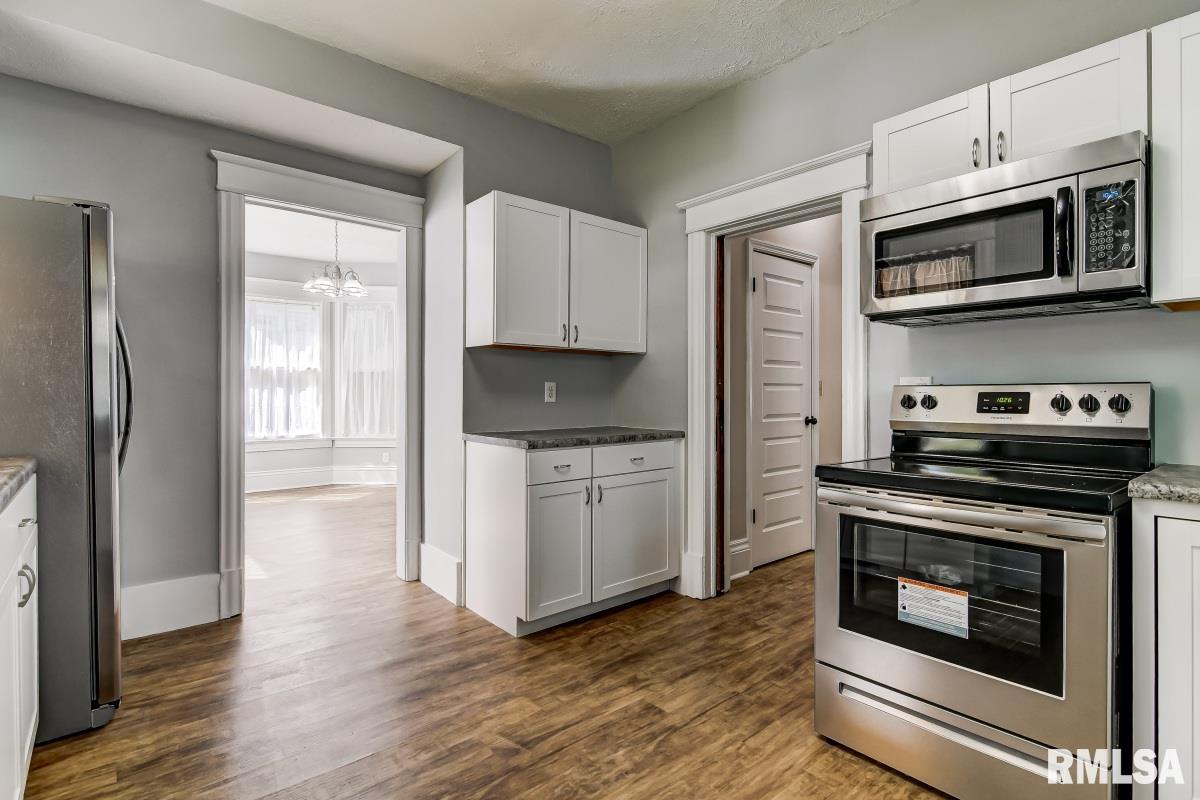 808 South MacArthur Boulevard Springfield, IL 62704 - Photo 13 of 34 Gallery Image 13