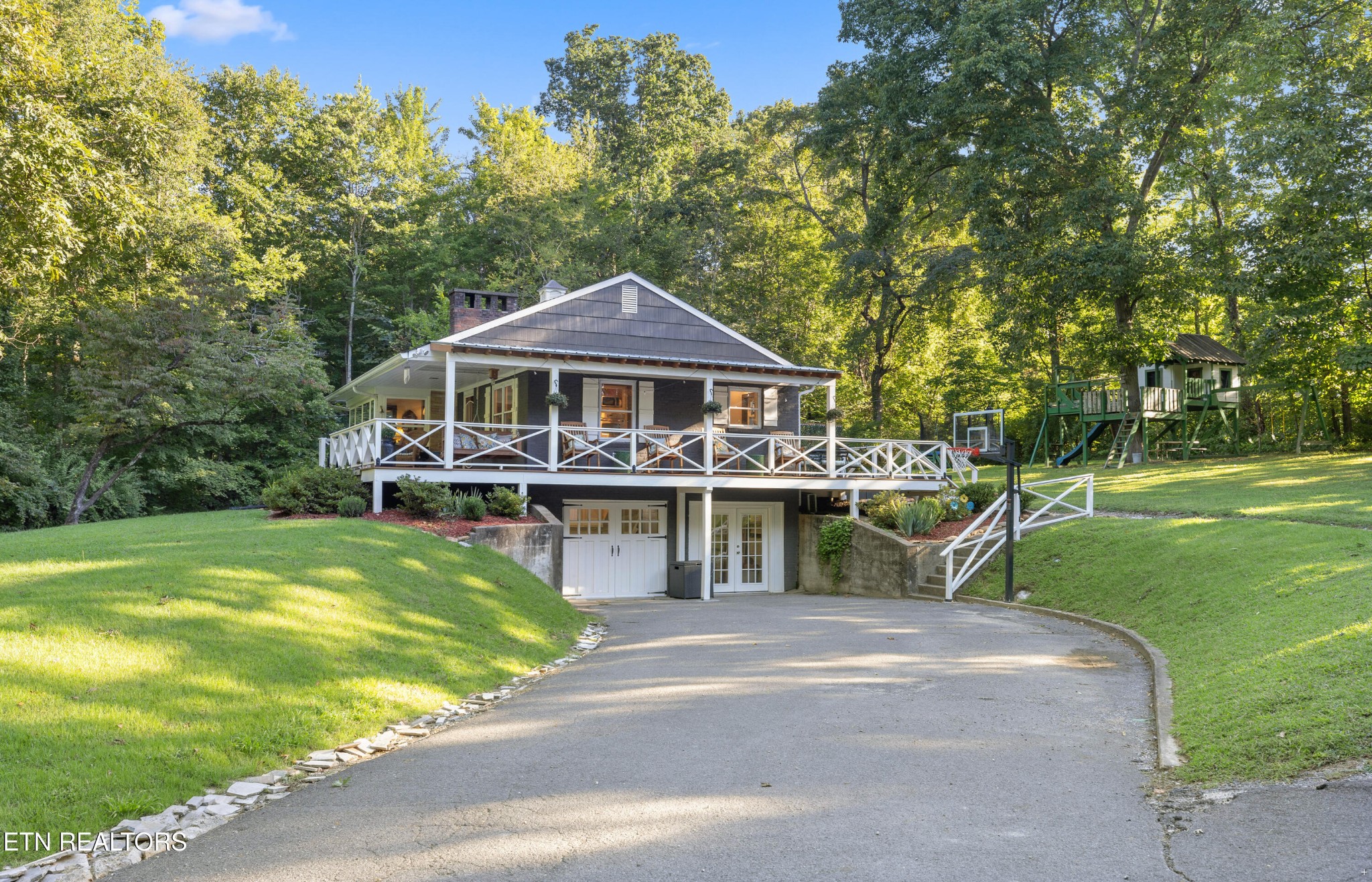 5908 Ridgewood Road Knoxville, TN 37918 - Photo 3 of 44 Gallery Image 3