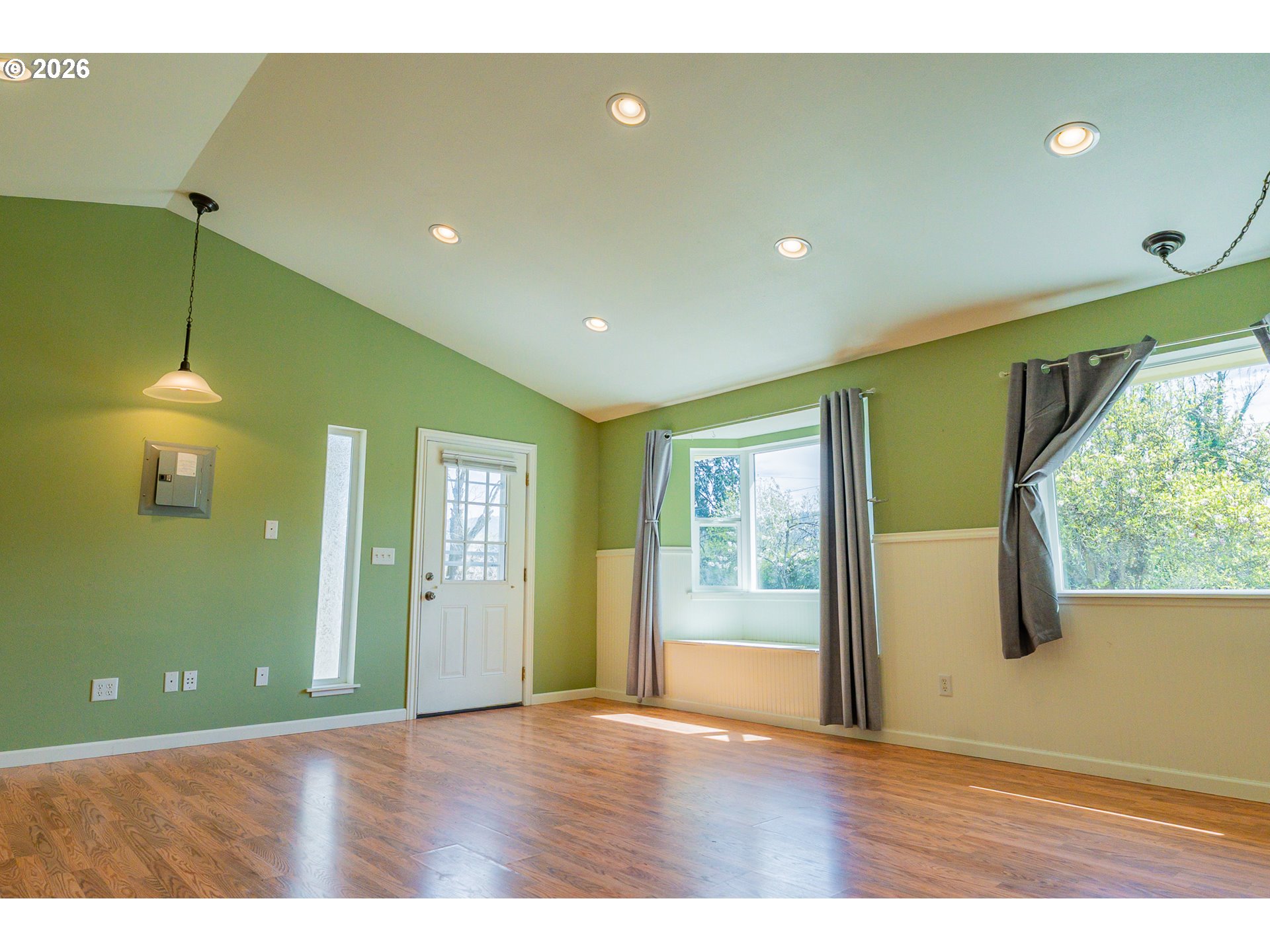 35271 McKenzie View Drive Springfield, OR 97478 - Photo 13 of 20