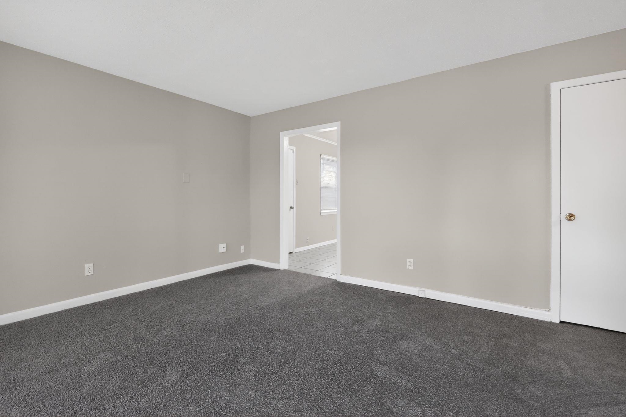 4566 Weaver Road Memphis, TN 38109 - Photo 14 of 32