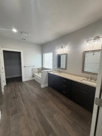 $3,200 | 2408 Birkdale Lane, Kerrville, TX 78028
