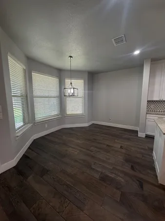 $3,200 | 2408 Birkdale Lane, Kerrville, TX 78028