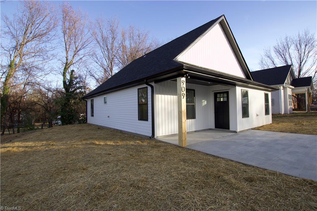 909 Sharon Street High Point, NC 27260 - Photo 18 of 18