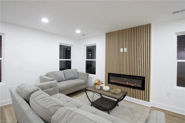 $226,500 | 909 Sharon Street, High Point, NC 27260