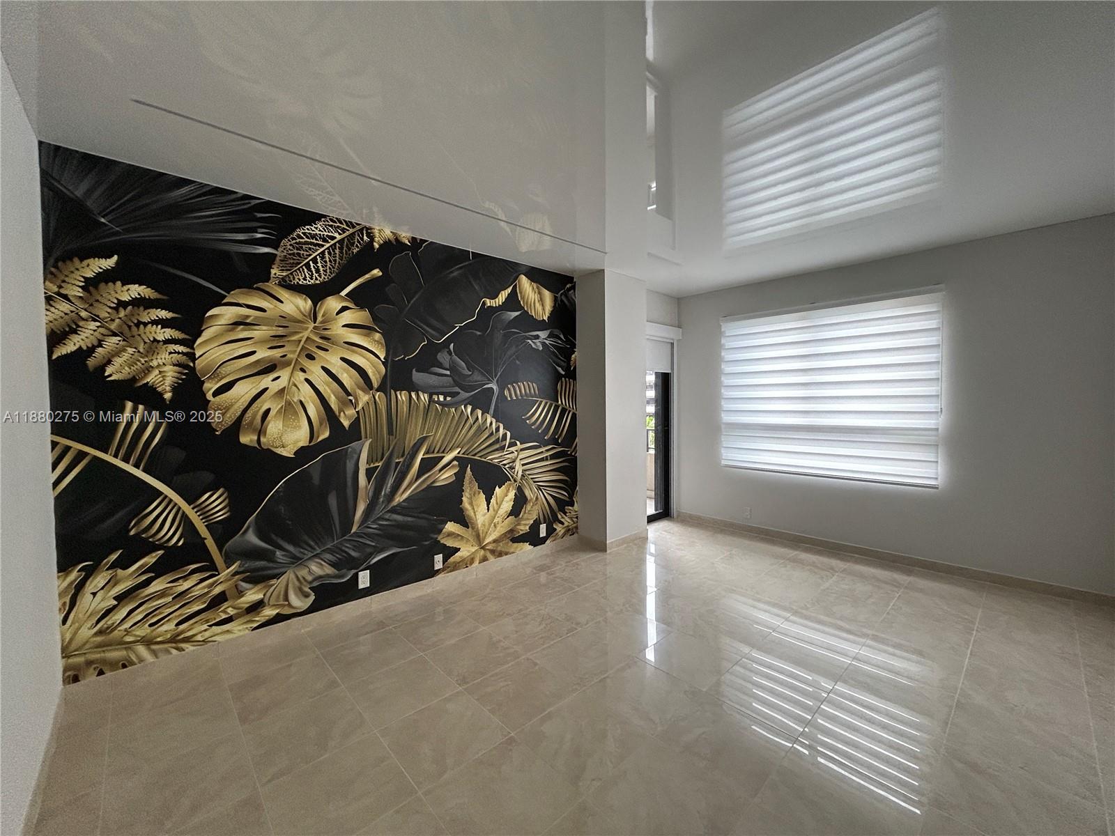 251 Crandon Boulevard, Unit 424 Key Biscayne, FL 33149 - Photo 15 of 22 a view of a room with gym equipment