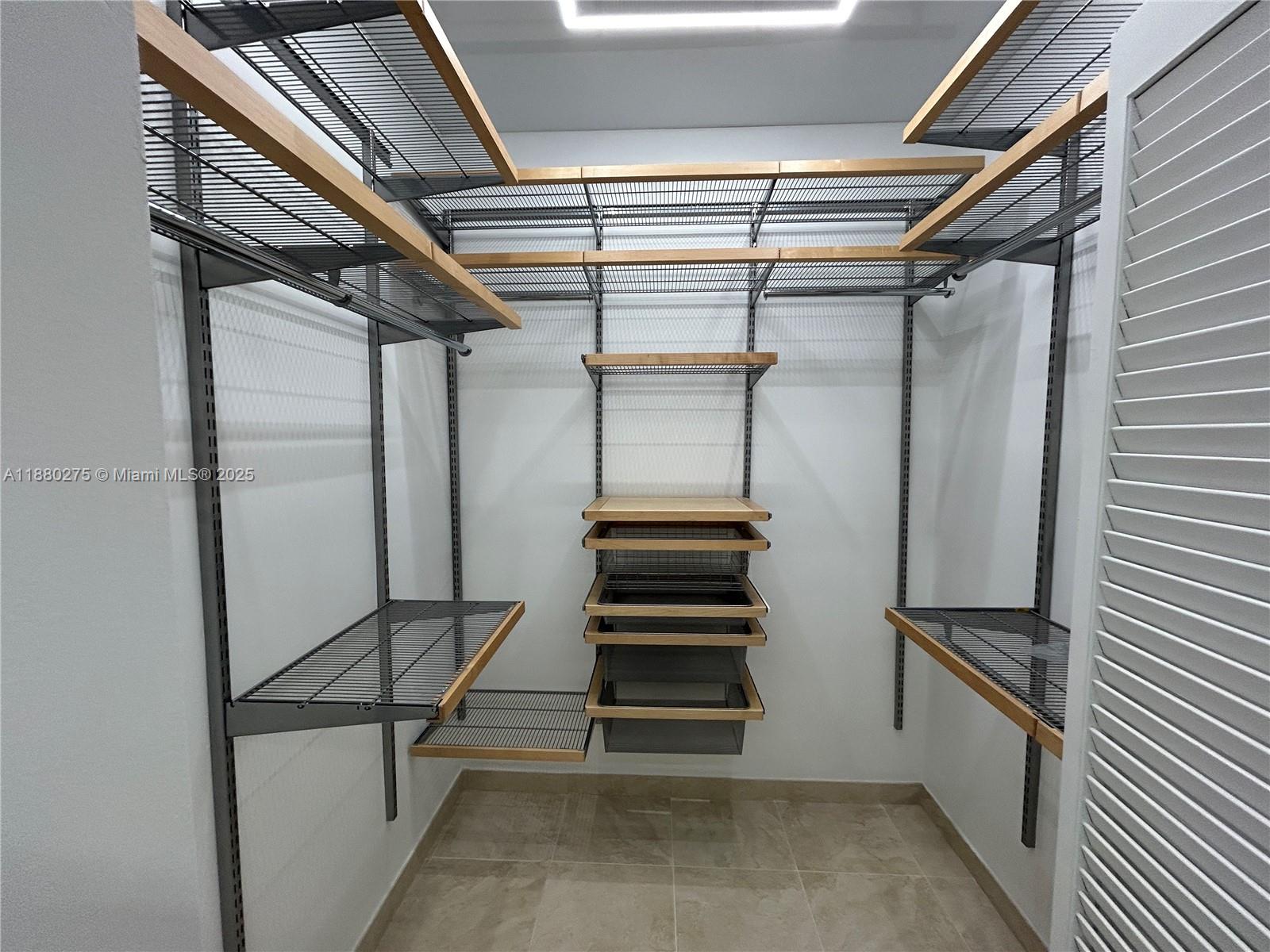 251 Crandon Boulevard, Unit 424 Key Biscayne, FL 33149 - Photo 17 of 22 a view of entryway