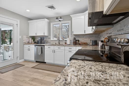 247 Cottrell Road Old Bridge, NJ 07747 - Photo 8 of 31