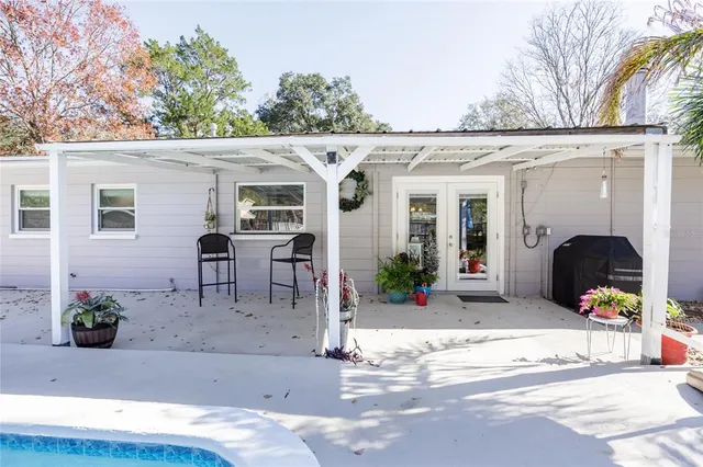 a view of a entryway front of house