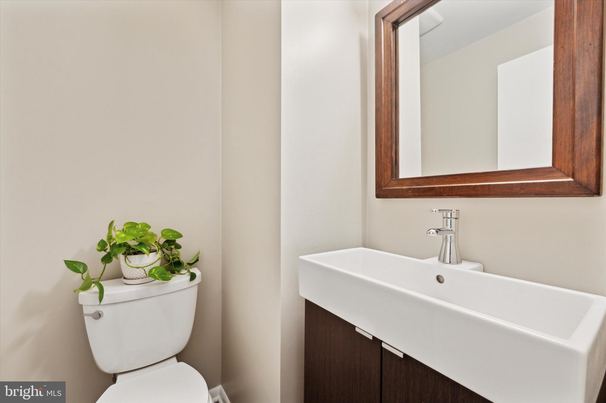 315 South Valley Forge Road, Unit 5 Devon, PA 19333 - Photo 7 of 16 Powder Room
