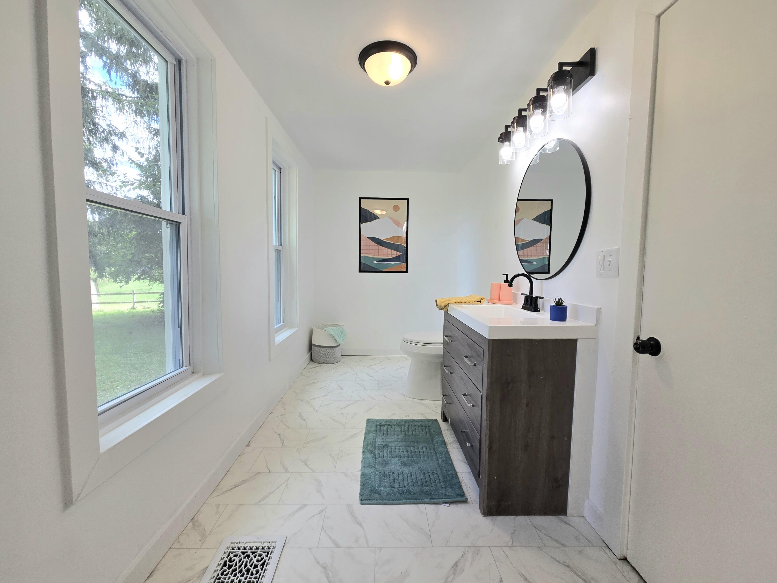 6167 East Becht Road Coloma, MI 49038 - Photo 15 of 32 Main Level Bath