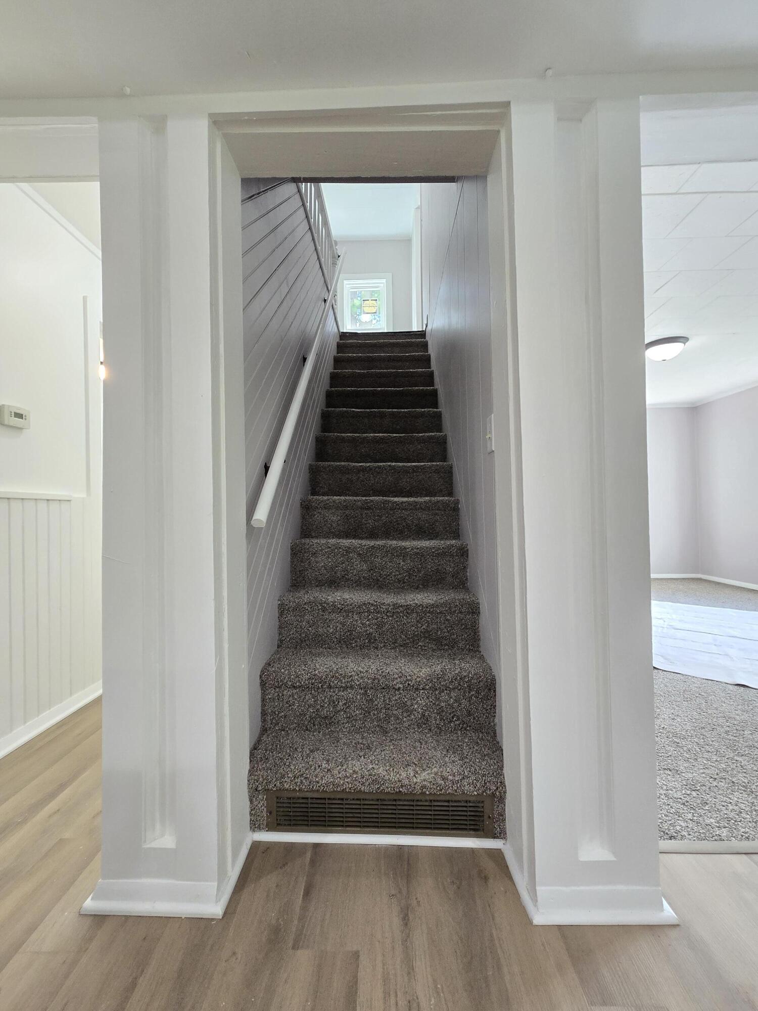 6167 East Becht Road Coloma, MI 49038 - Photo 20 of 32 Stairs
