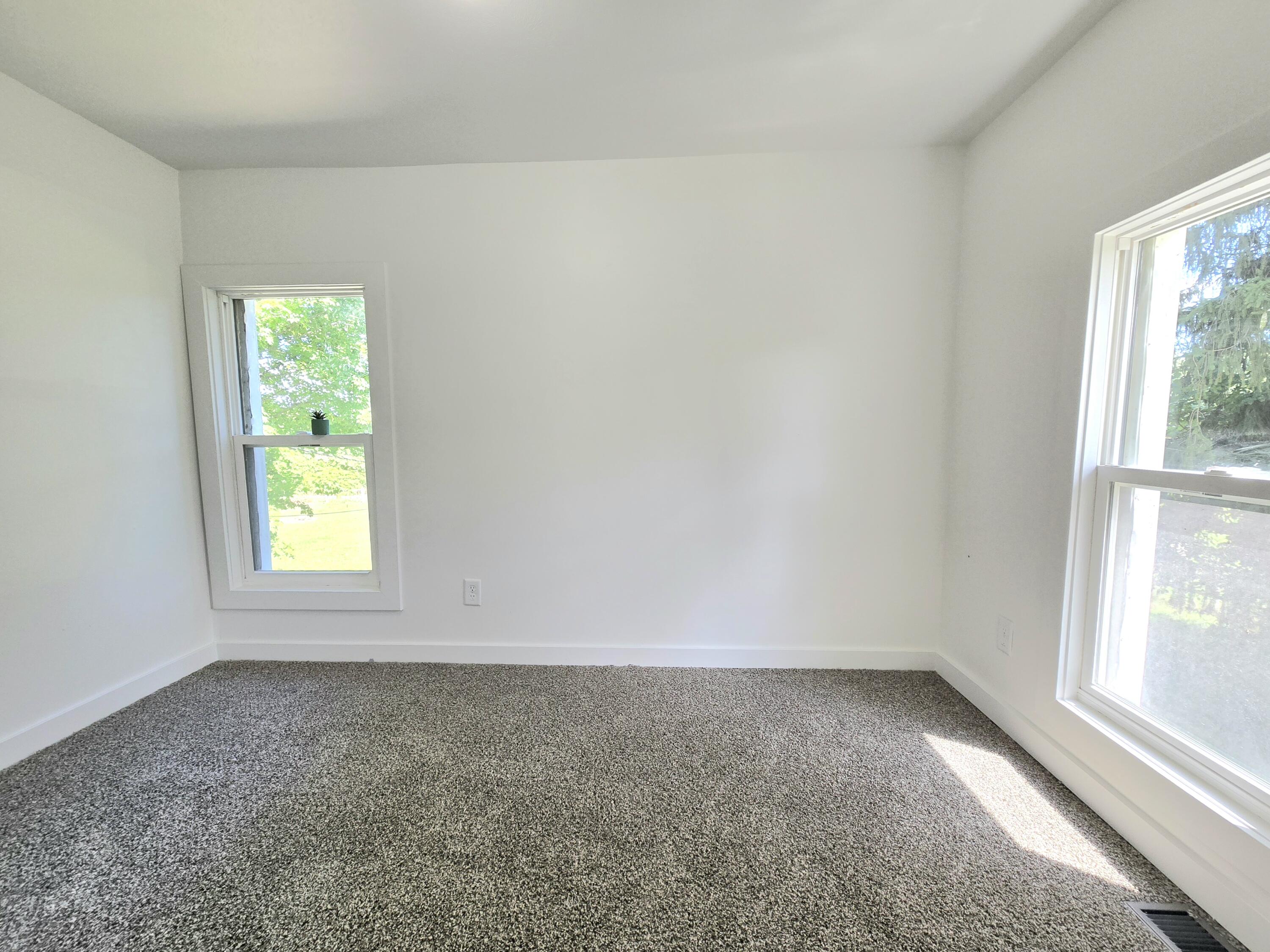 6167 East Becht Road Coloma, MI 49038 - Photo 25 of 32 SE Bedroom