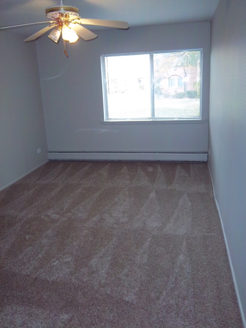 702 East Algonquin Road, Unit 109 Arlington Heights, IL 60005 - Photo 10 of 13