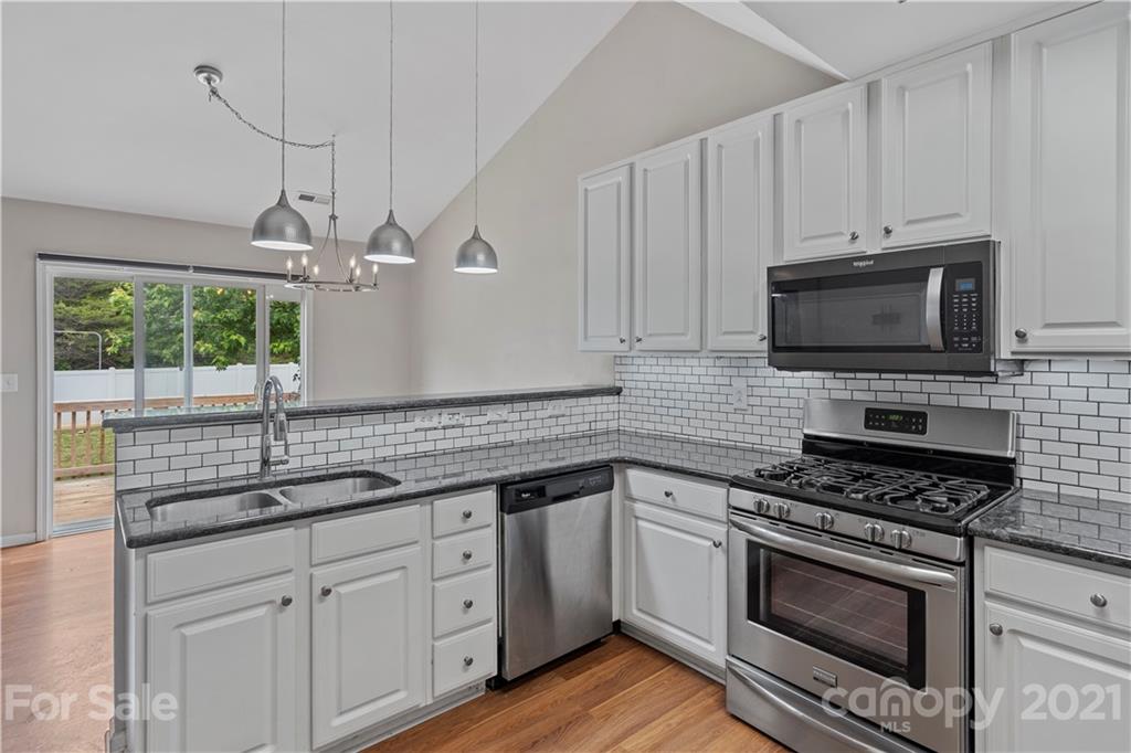 307 Lone Tree Lane Clover, SC 29710 - Photo 17 of 35 Gallery Image 17