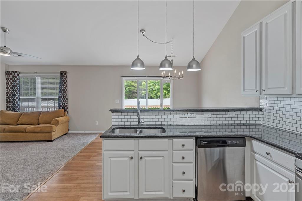 307 Lone Tree Lane Clover, SC 29710 - Photo 18 of 35 Gallery Image 18