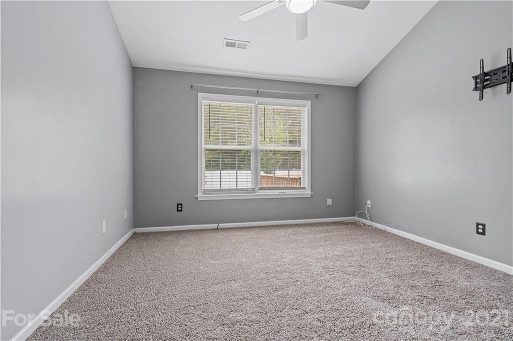 307 Lone Tree Lane Clover, SC 29710 - Photo 23 of 35 Gallery Image 23