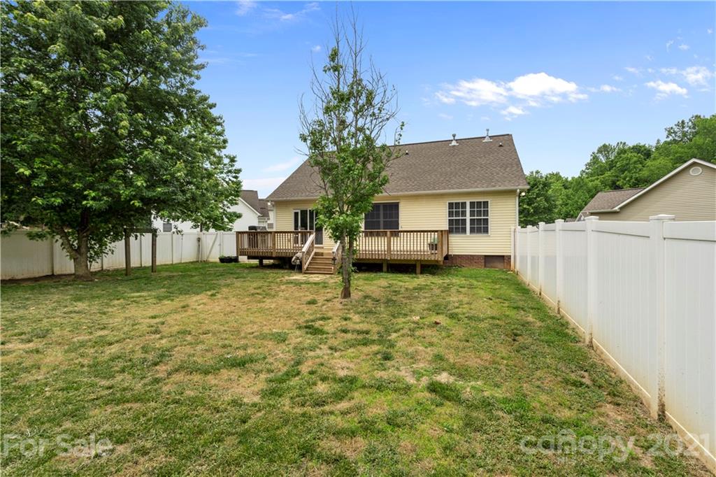 307 Lone Tree Lane Clover, SC 29710 - Photo 32 of 35 Gallery Image 32