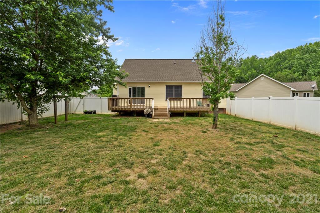 307 Lone Tree Lane Clover, SC 29710 - Photo 33 of 35 Gallery Image 33