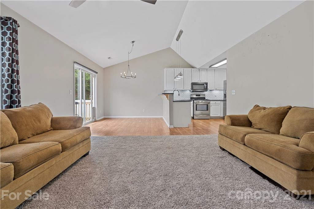 307 Lone Tree Lane Clover, SC 29710 - Photo 7 of 35 Gallery Image 7