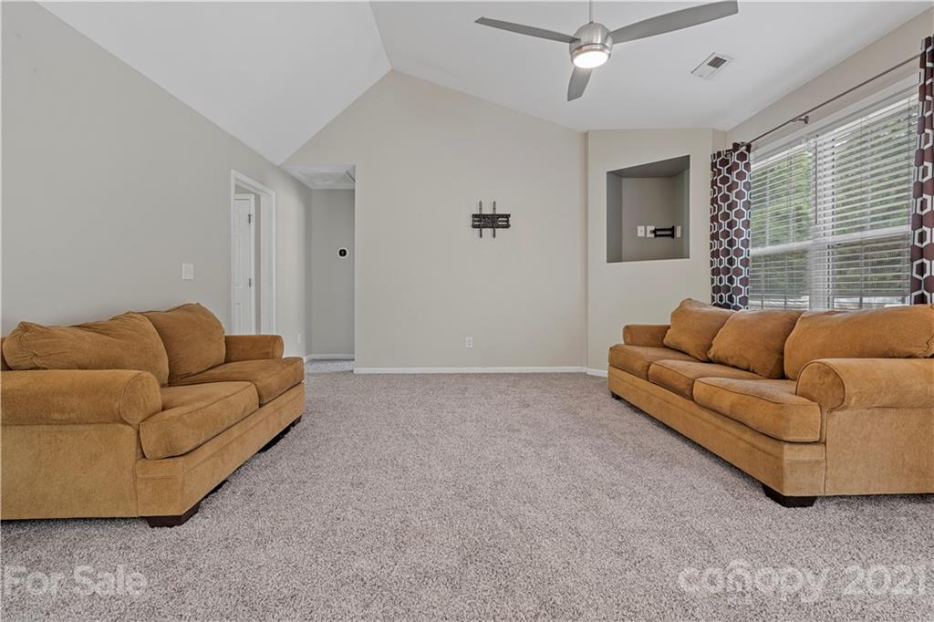 307 Lone Tree Lane Clover, SC 29710 - Photo 10 of 35 Gallery Image 10