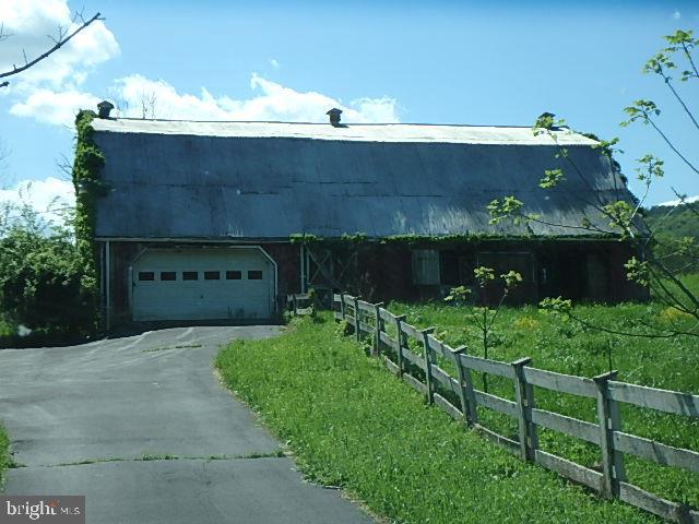 13012 Draper Road Clear Spring, MD 21722 - Photo 3 of 22