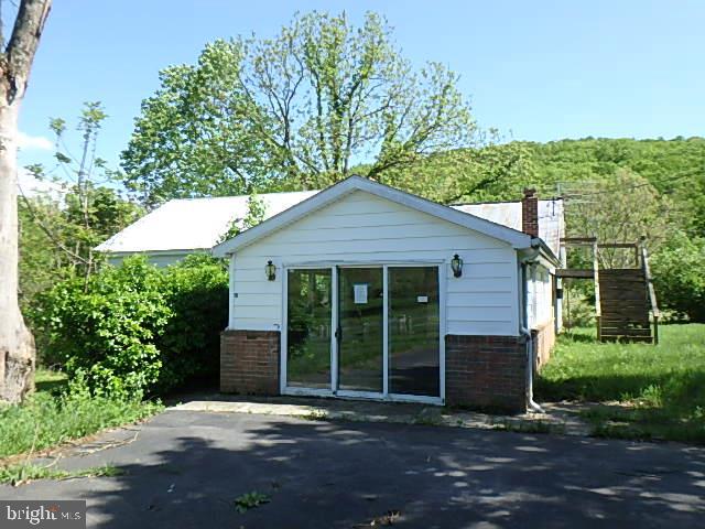 13012 Draper Road Clear Spring, MD 21722 - Photo 4 of 22