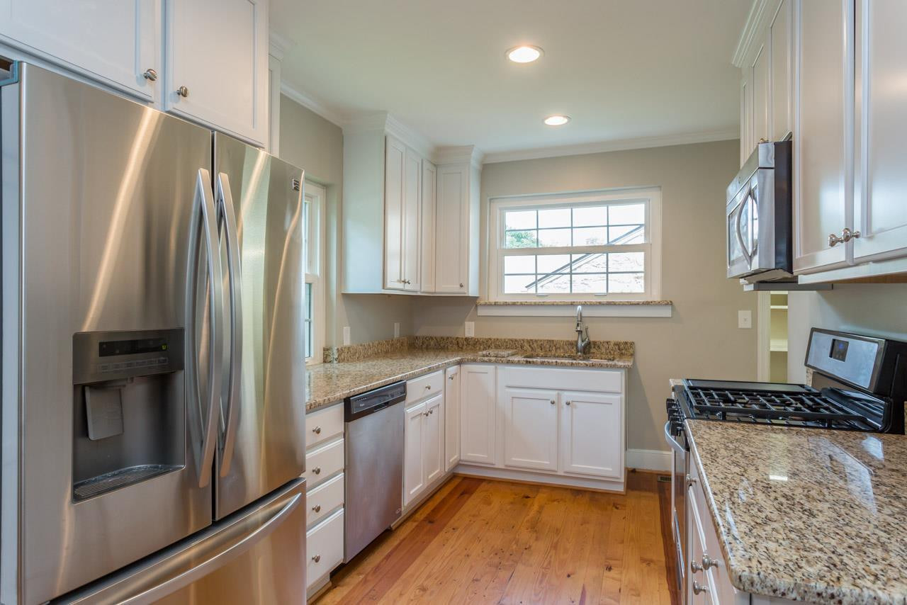 702 Dixie Trail Raleigh, NC 27607 - Photo 6 of 23 Photo 6