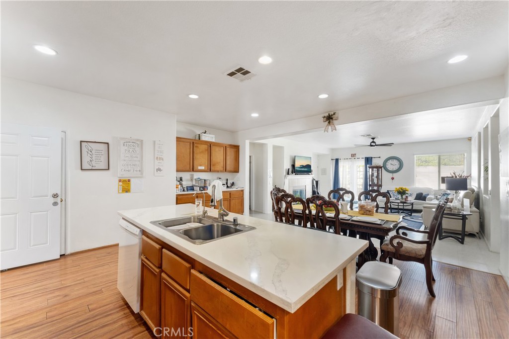 5897 Spring Crest Street Eastvale, CA 92880 - Photo 4 of 5