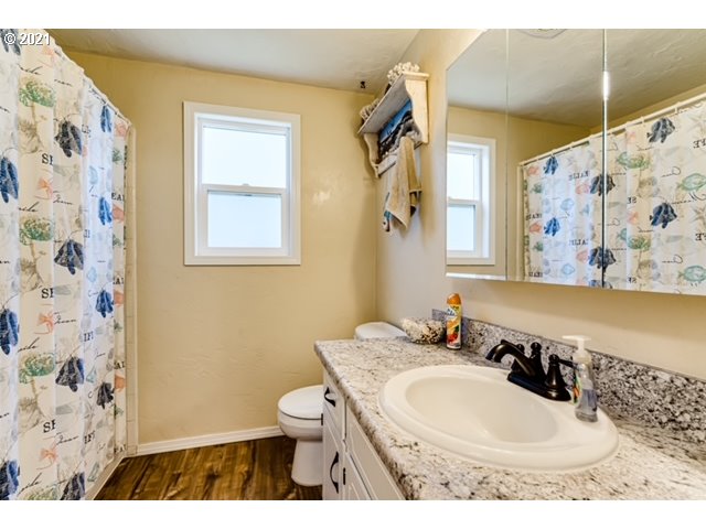 861 55th Place Springfield, OR 97478 - Photo 19 of 32
