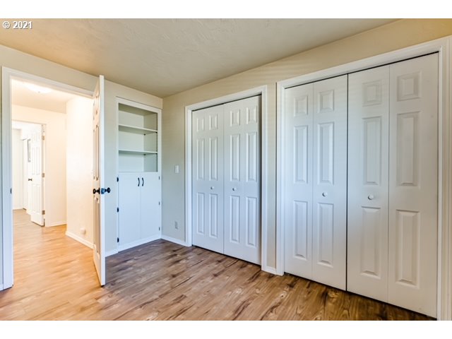 861 55th Place Springfield, OR 97478 - Photo 22 of 32