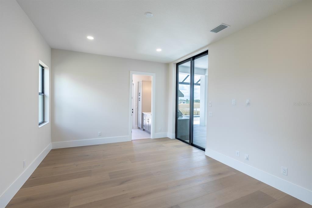 1003 Blue Shell Loop Sarasota, FL 34240 - Photo 4 of 9 Gallery Image 4