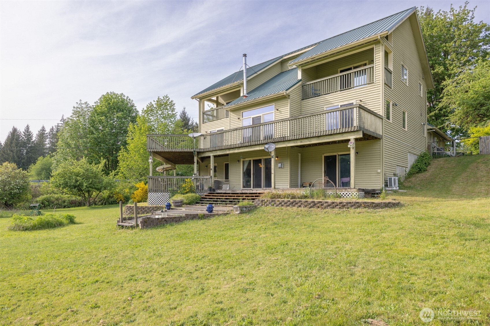 8120 Gordon Road Concrete, WA 98237 - Photo 35 of 37