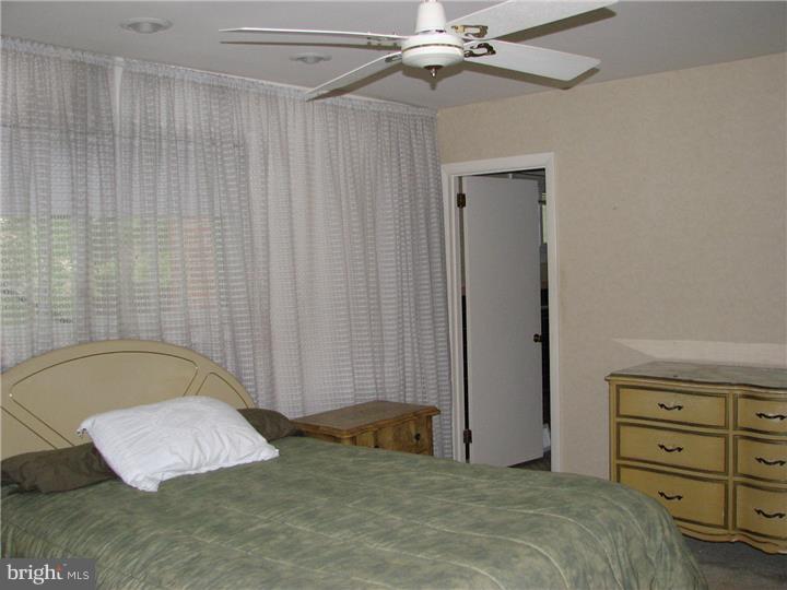 2239 Cambridge Road Broomall, PA 19008 - Photo 14 of 25 Gallery Image 14