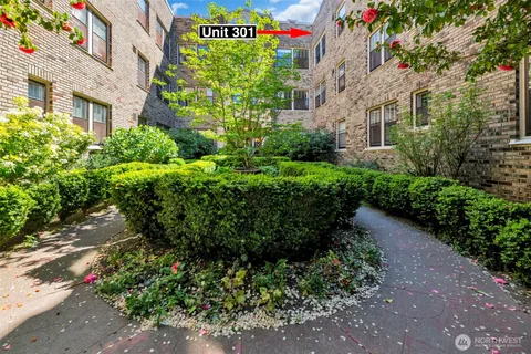 $350,000 | 1605 East Olive Street, Unit 301, Seattle, WA 98122