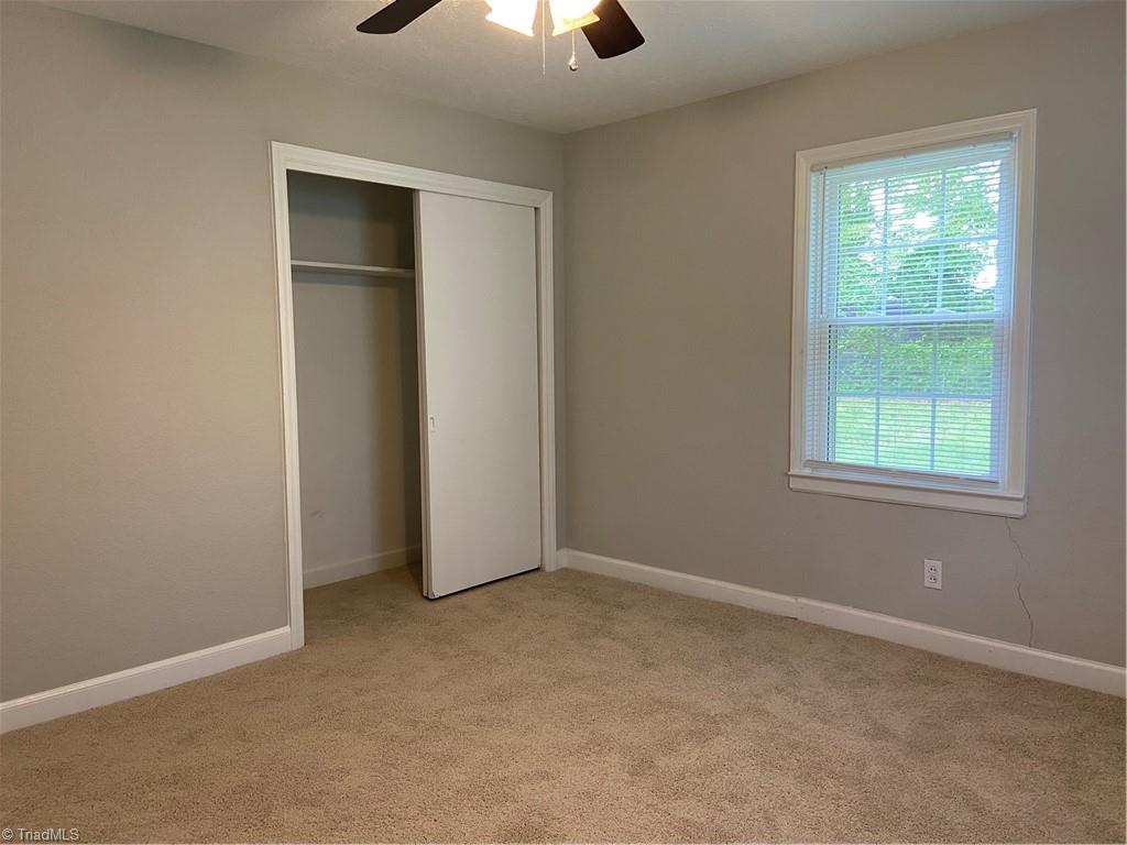 806 Graylyn Drive High Point, NC 27263 - Photo 8 of 9