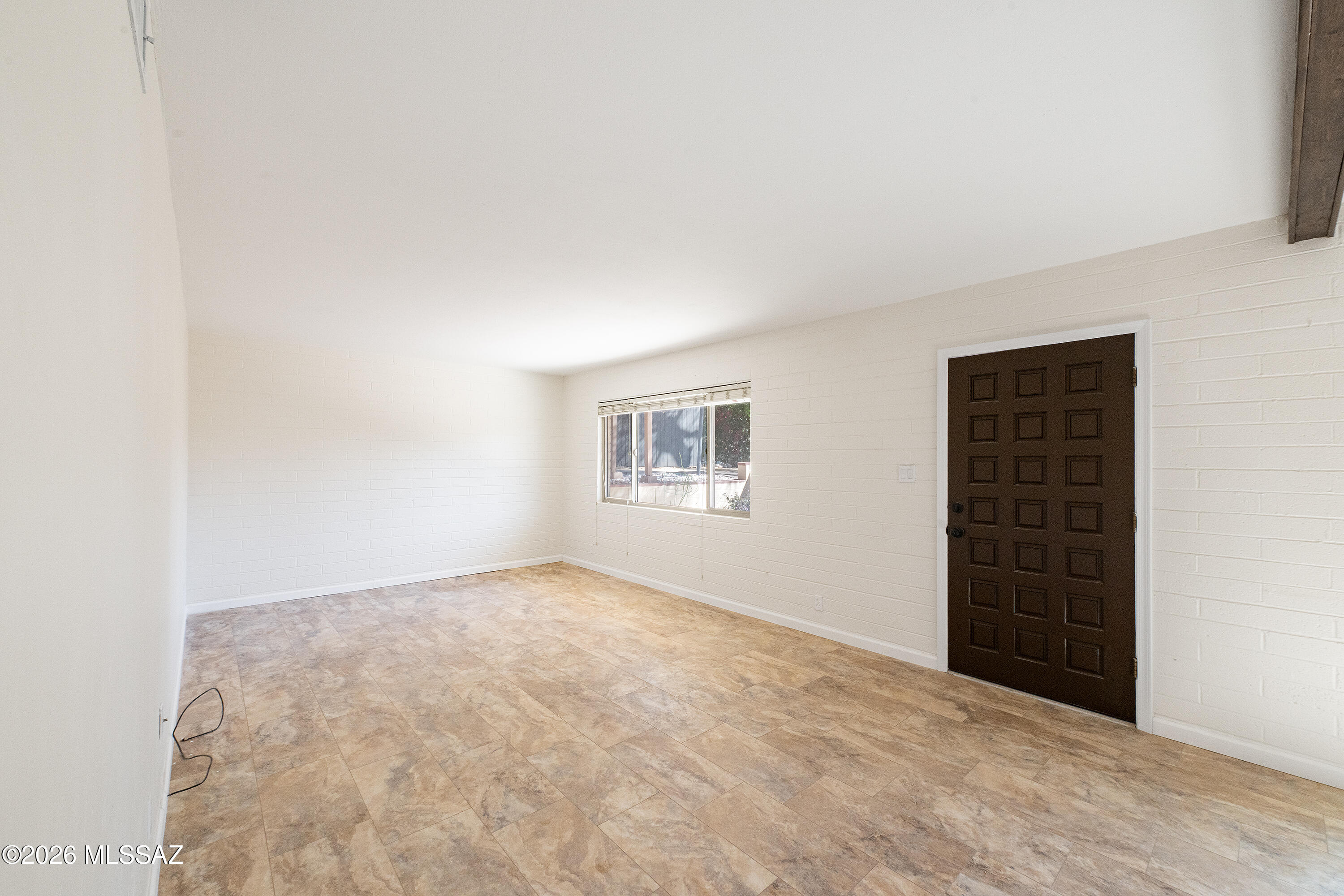 5901 North Oracle Road, Unit 28 Tucson, AZ 85704 - Photo 12 of 30 5901 Oracle 28 (11)