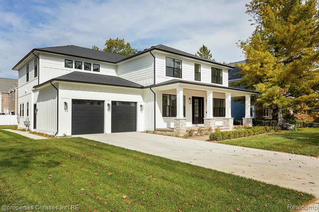 2043 Yorkshire Road Birmingham, MI 48009 - Photo 2 of 65 Gallery Image 2