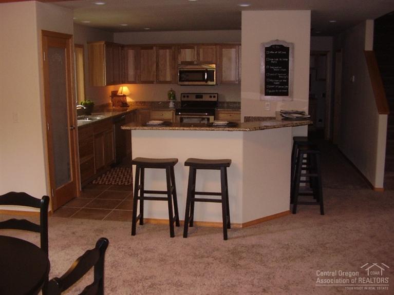6 Modoc Lane Sunriver, OR 97707 - Photo 5 of 25 Additional Photo
