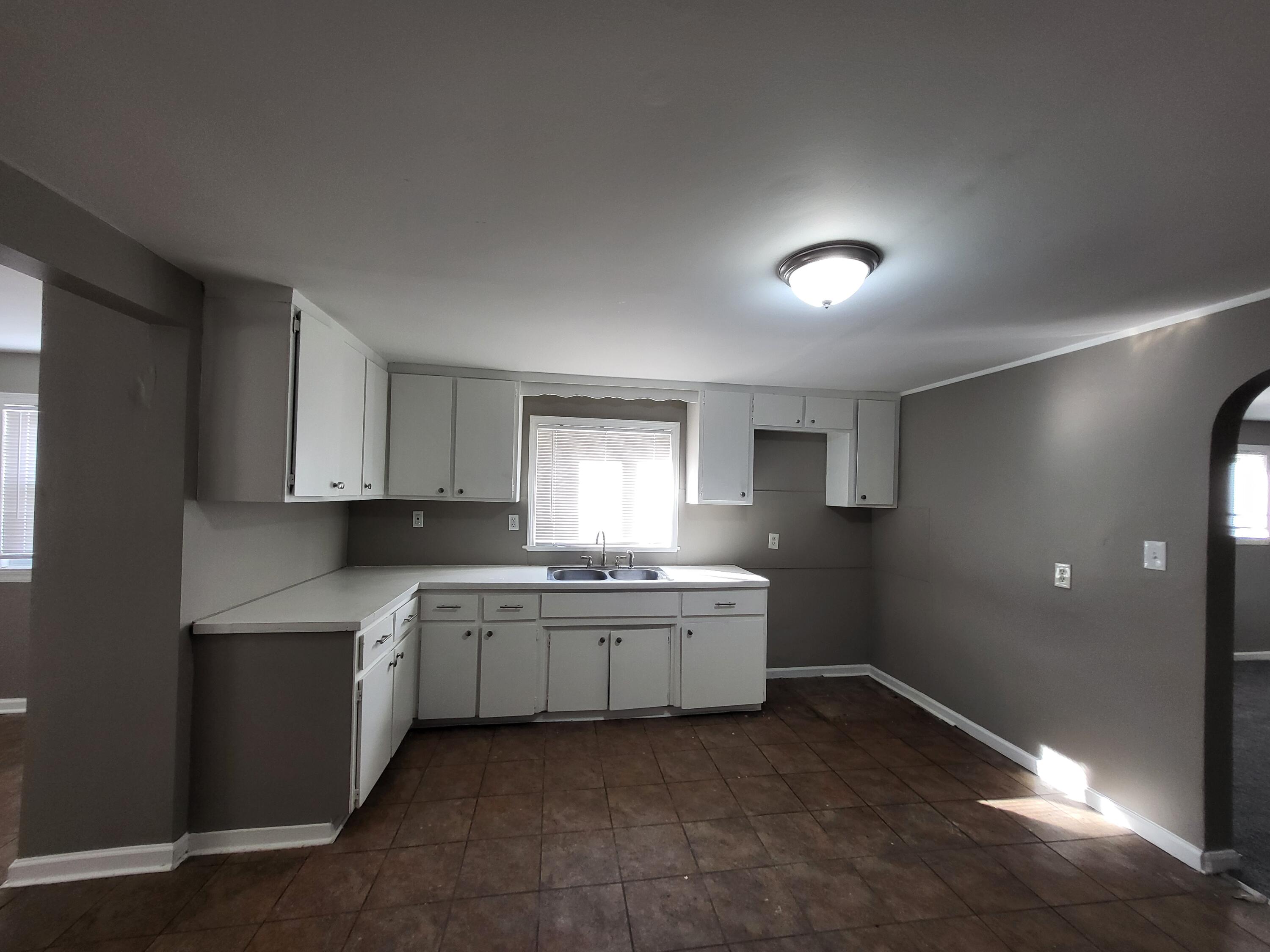 2216 Goulson Avenue Warren, MI 48091 - Photo 13 of 14 20260225_145839