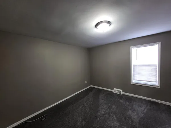 $149,500 | 2216 Goulson Avenue, Warren, MI 48091