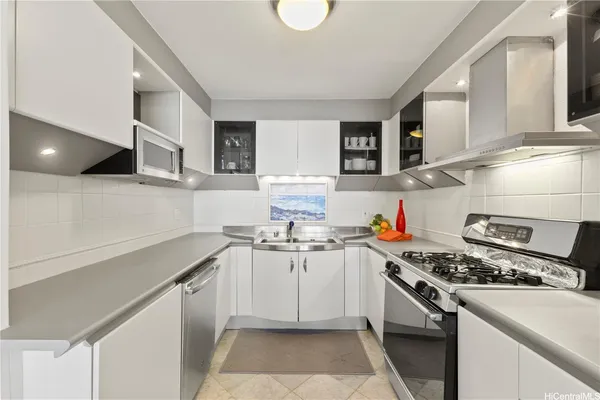 $5,500 | 1650 Ala Moana Boulevard, Unit 4005, Honolulu, HI 96815